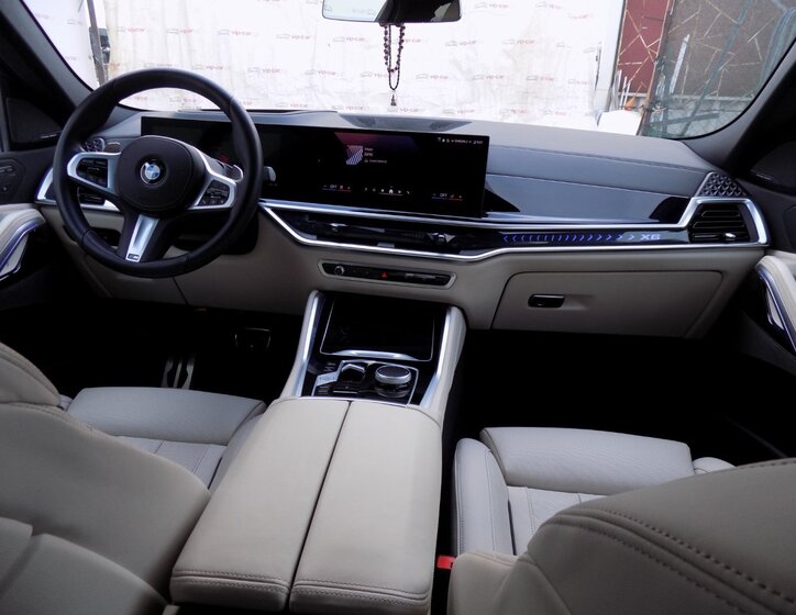 BMW X6 SUV 3,0 l 210 kw