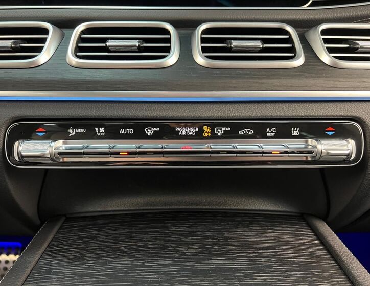 Mercedes-Benz GLS 28