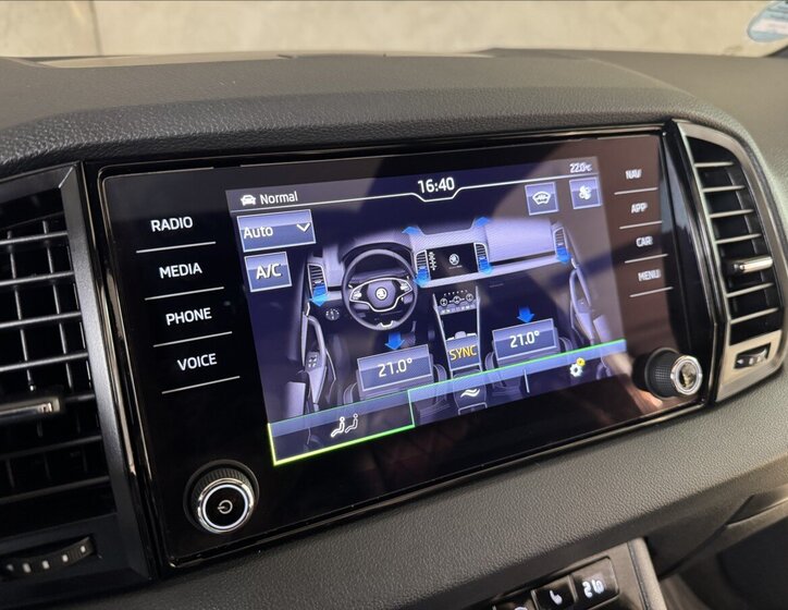 Škoda Karoq SUV / Terénní 2,0 l 110 kw