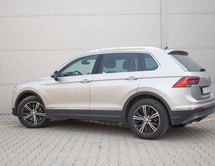Volkswagen Tiguan 7