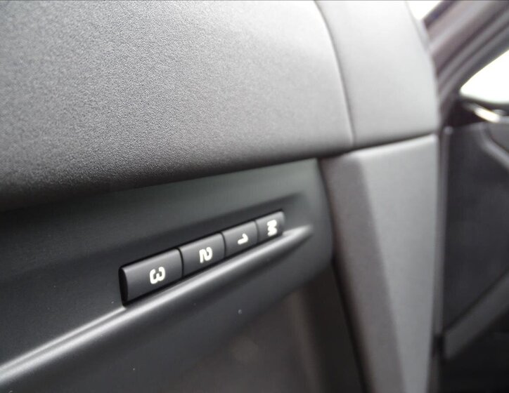 Land Rover Range Rover Evoque SUV / Terénní 2,0 l 120 kw