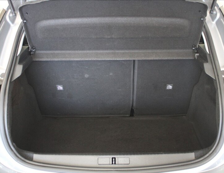 Opel Corsa Hatchback 1,2 l 74 kw