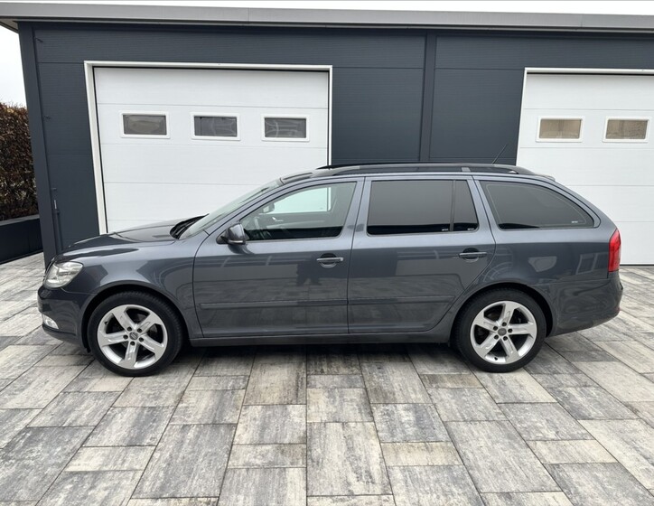 Škoda Octavia 9