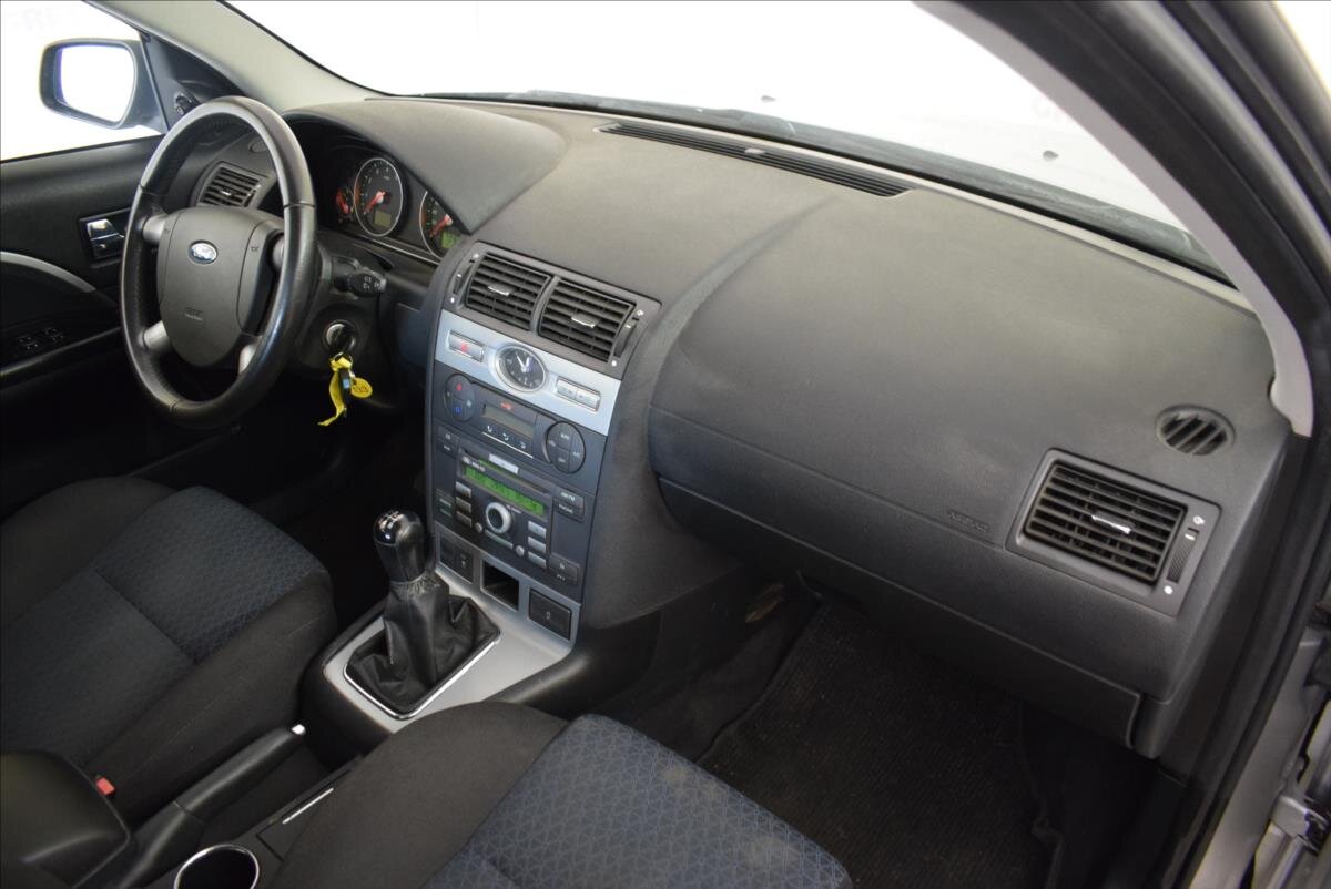Ford Mondeo Kombi 1,8 l 92 kw