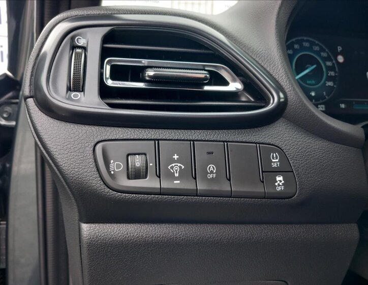 Hyundai i30 Kombi 1,5 l 103 kw