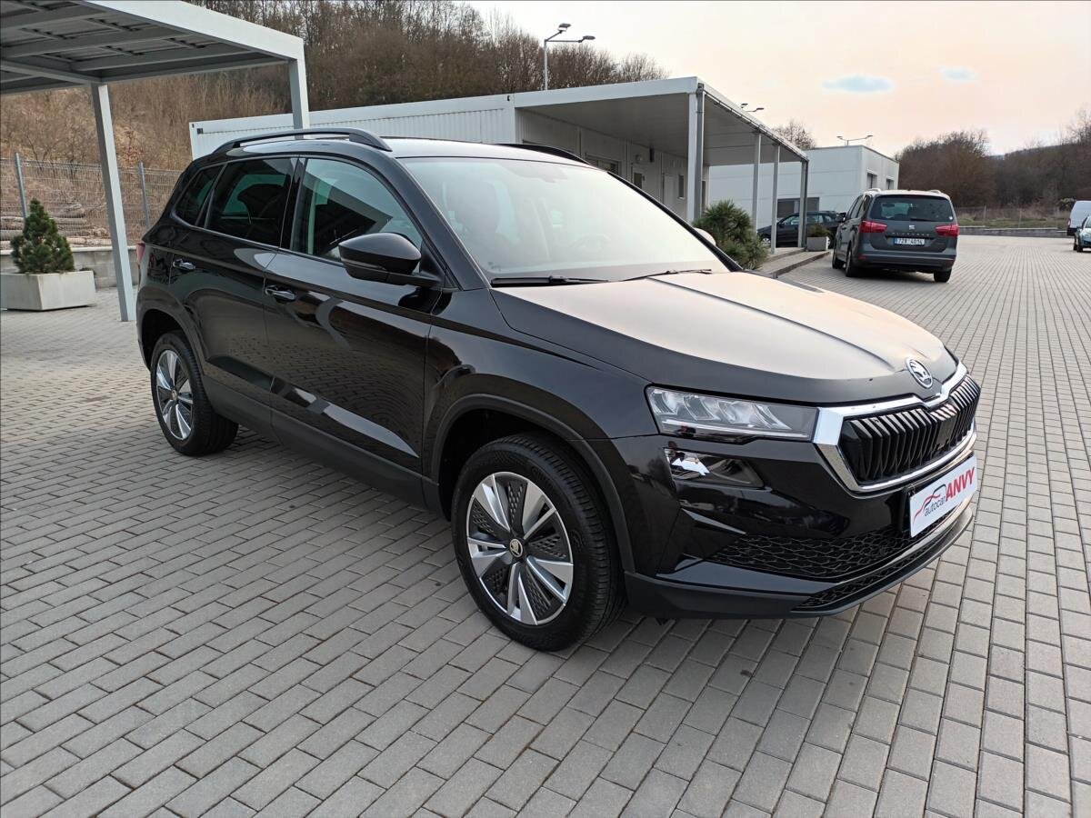 Škoda Karoq SUV / Terénní 1,5 l 110 kw