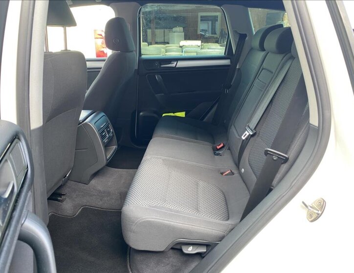 Volkswagen Touareg SUV / Terénní 3,0 l 176 kw