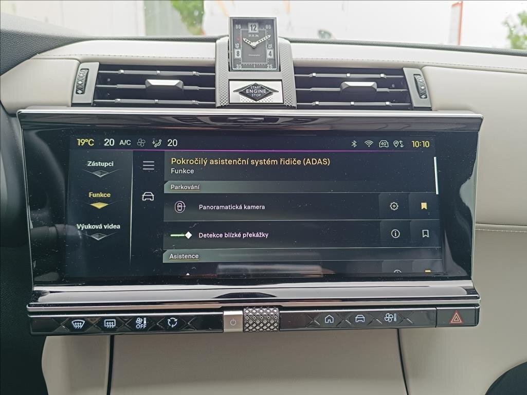 DS Automobiles DS7 Crossback