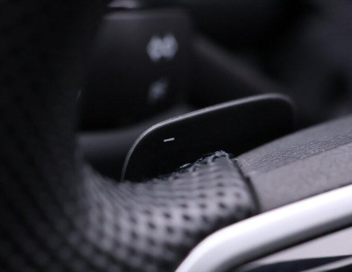 Volkswagen T-Roc SUV / Terénní 2,0 l 110 kw