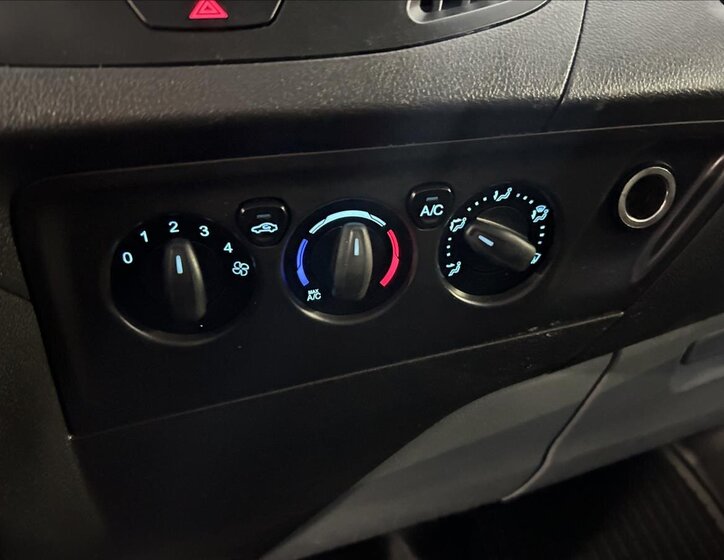 Ford Transit Custom 14