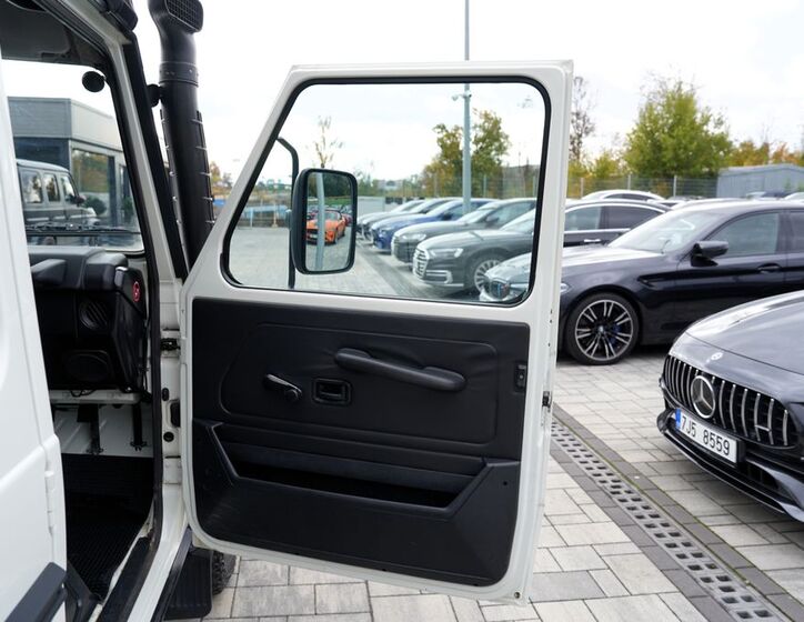 Mercedes-Benz Třídy G 12