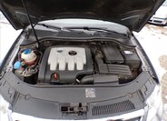 Volkswagen Passat Sedan 2,0 l 103 kw