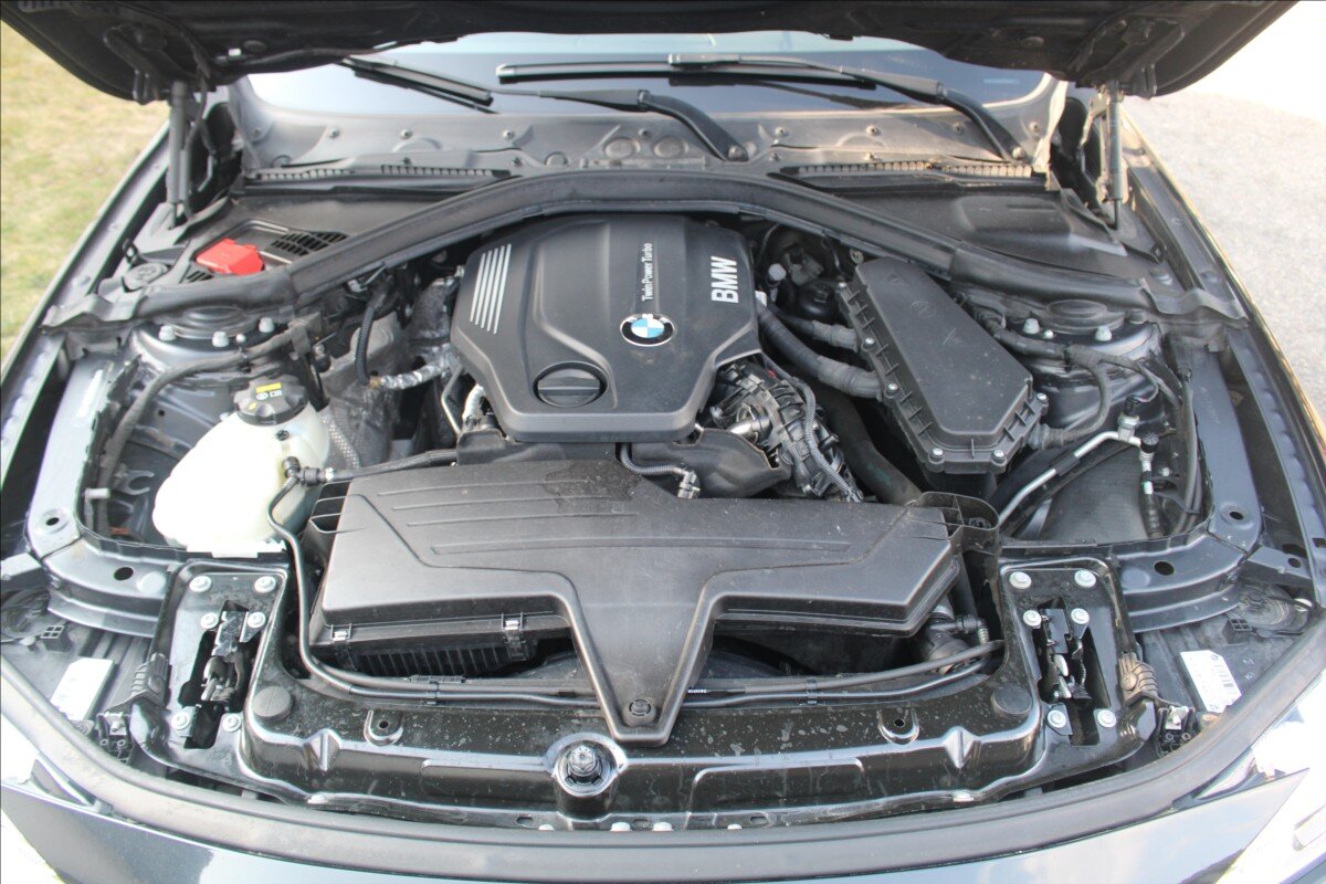 BMW Řada 3 Kombi 2,0 l 140 kw