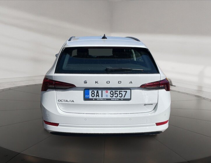 Škoda Octavia Kombi 2,0 l 85 kw