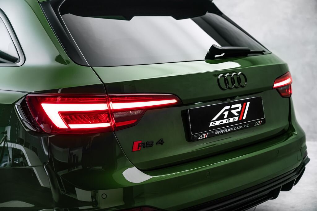 Audi RS4 Kombi 2,9 l 331 kw