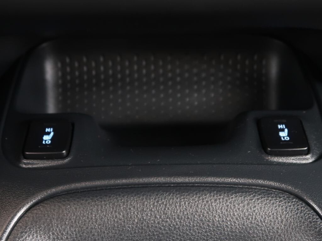 Toyota Corolla Sedan / Limuzína 1,5 l 92 kw