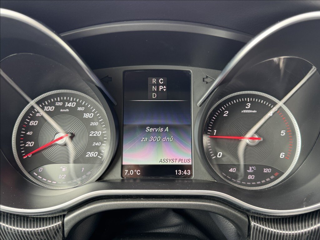 Mercedes-Benz Třídy V Kombi 2,1 l 120 kw