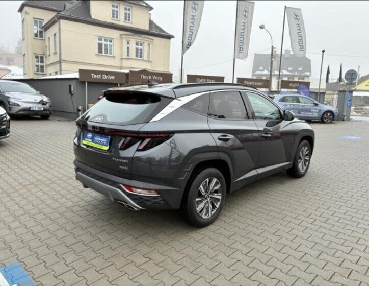 Hyundai Tucson SUV 1,6 l 132 kw