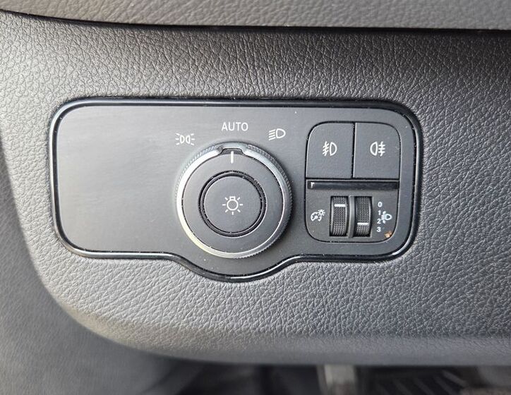 Mercedes-Benz Sprinter 12