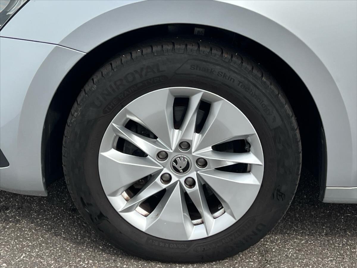 Škoda Octavia Sedan / Limuzína 2,0 l 85 kw