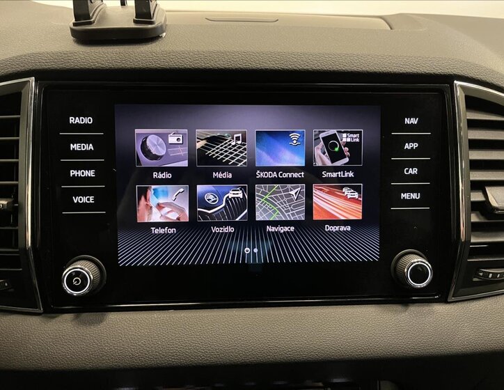 Škoda Karoq SUV / Terénní 1,5 l 110 kw