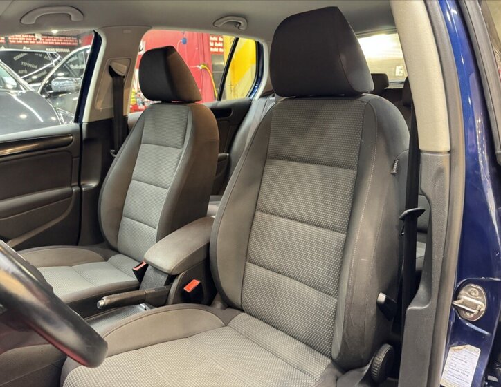 Volkswagen Golf Hatchback 1,4 l 59 kw