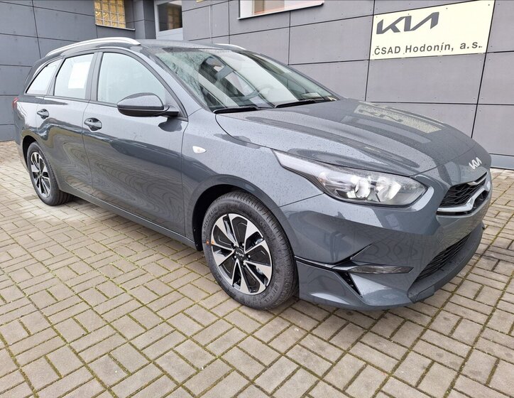 KIA Ceed 1