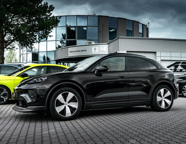 Porsche Macan SUV / Terénní 0,0 285 kw