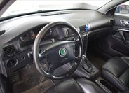 Škoda Superb Sedan / Limuzína 2,8 l 142 kw