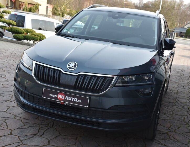 Škoda Karoq SUV / Terénní 2,0 l 85 kw