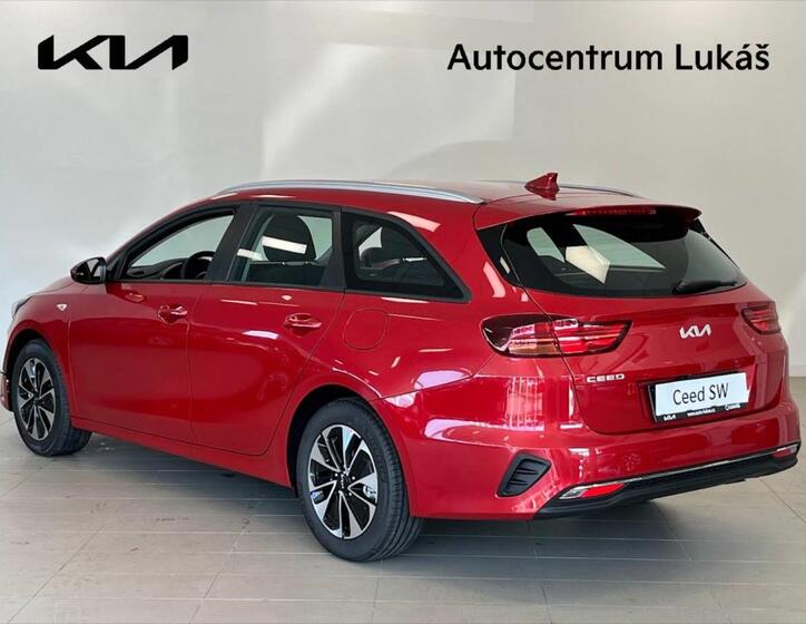 KIA Ceed 4