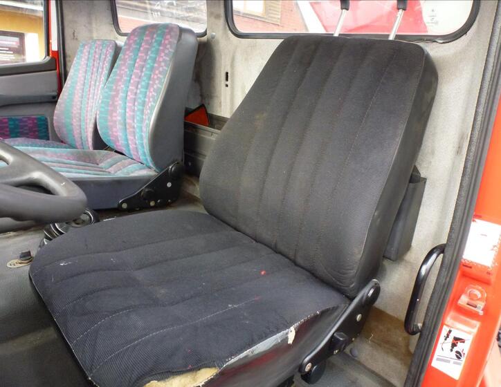 Mercedes-Benz Ostatní 12