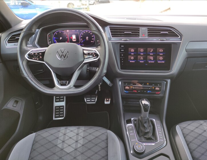 Volkswagen Tiguan 7