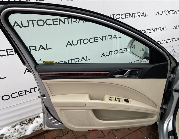 Škoda Superb Liftback 1,8 l 118 kw