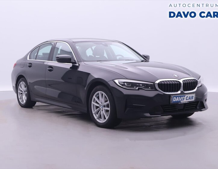 BMW Řada 3 Sedan / Limuzína 2,0 l 140 kw