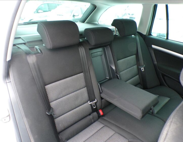 Škoda Octavia Kombi 2,0 l 103 kw