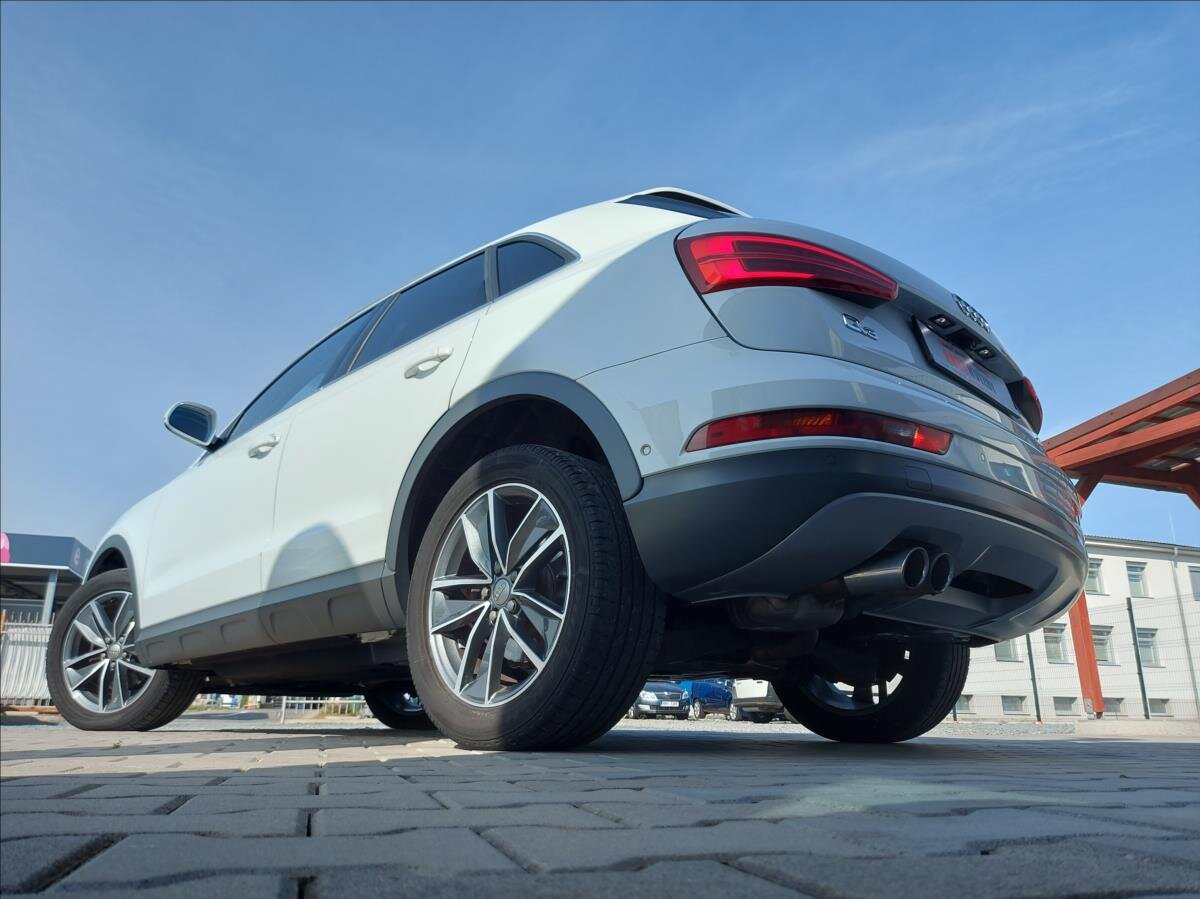 Audi Q3 SUV / Terénní 2,0 l 110 kw