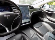 Tesla Model S 24
