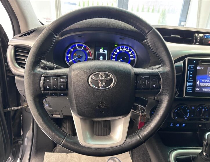 Toyota Hilux Pick-up 2,4 l 110 kw