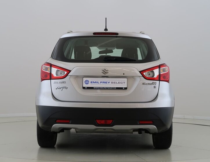 Suzuki SX4 S-Cross SUV / Terénní 1,6 l 88 kw