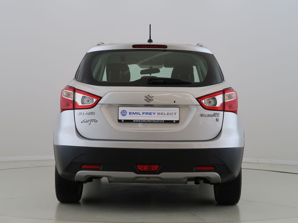 Suzuki SX4 S-Cross SUV / Terénní 1,6 l 88 kw