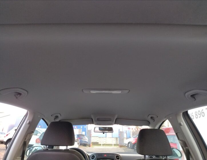 Volkswagen Golf Plus 25