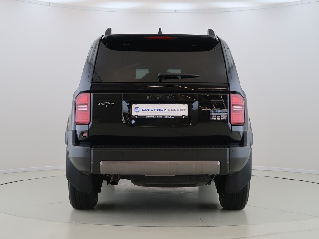 Toyota Land Cruiser SUV / Terénní 2,8 l 151 kw