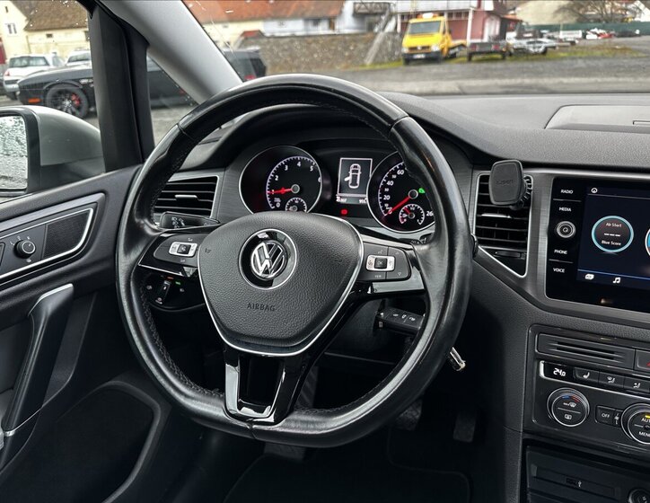 Volkswagen Golf Sportsvan Hatchback 1,5 l 110 kw