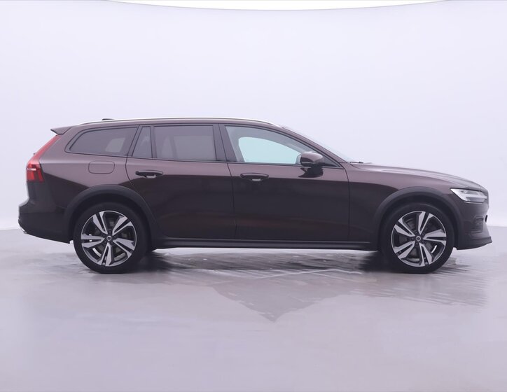 Volvo V60 Kombi 2,0 l 140 kw
