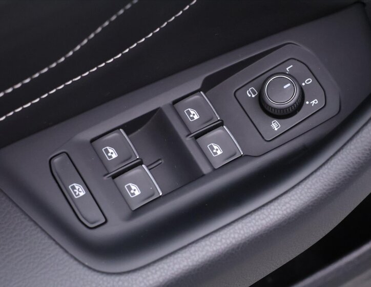 Volkswagen Arteon Kombi 2,0 l 140 kw