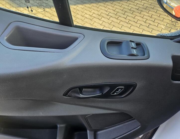 Ford Transit 10