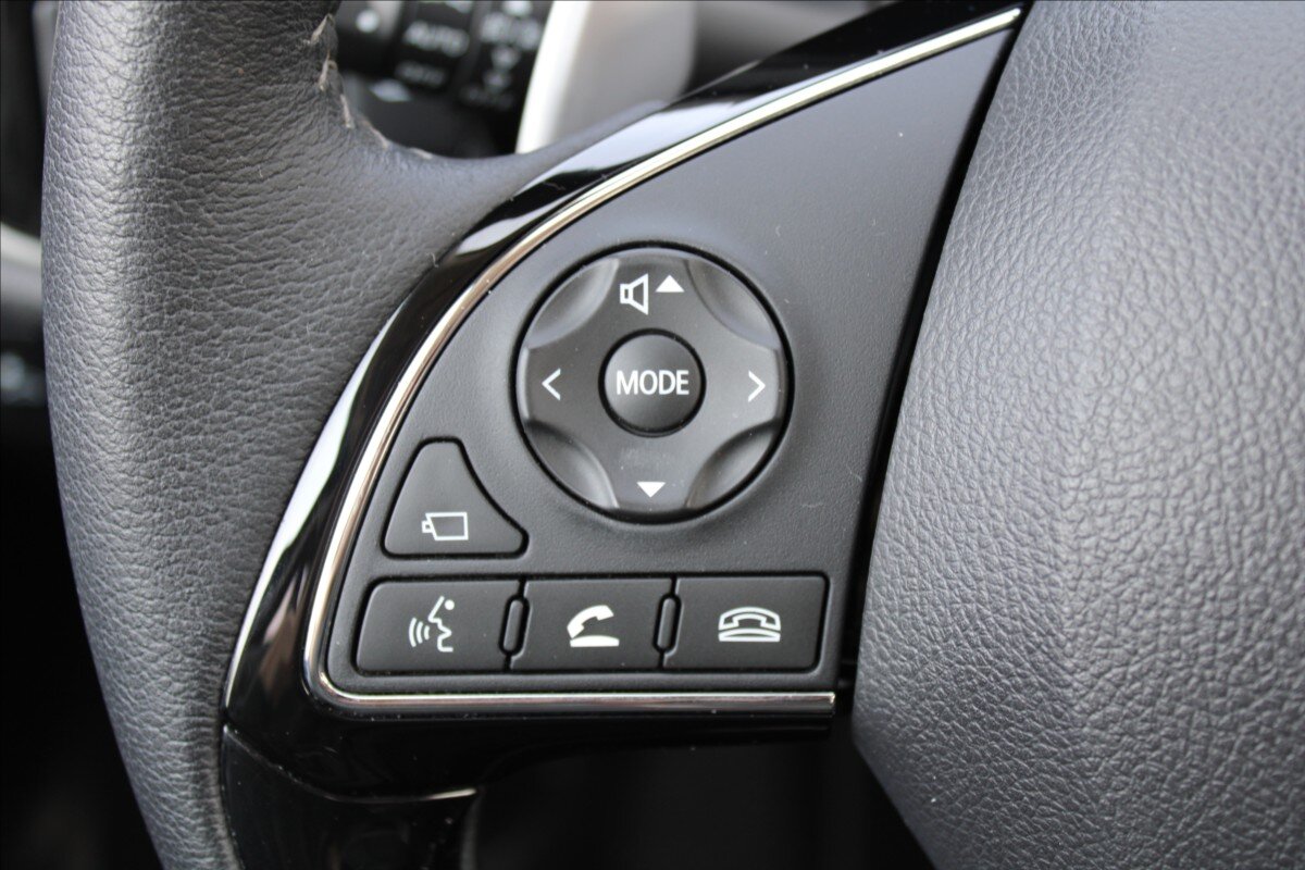 Mitsubishi Outlander SUV / Terénní 2,0 l 110 kw