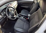 Suzuki Vitara SUV / Terénní 1,4 l 103 kw