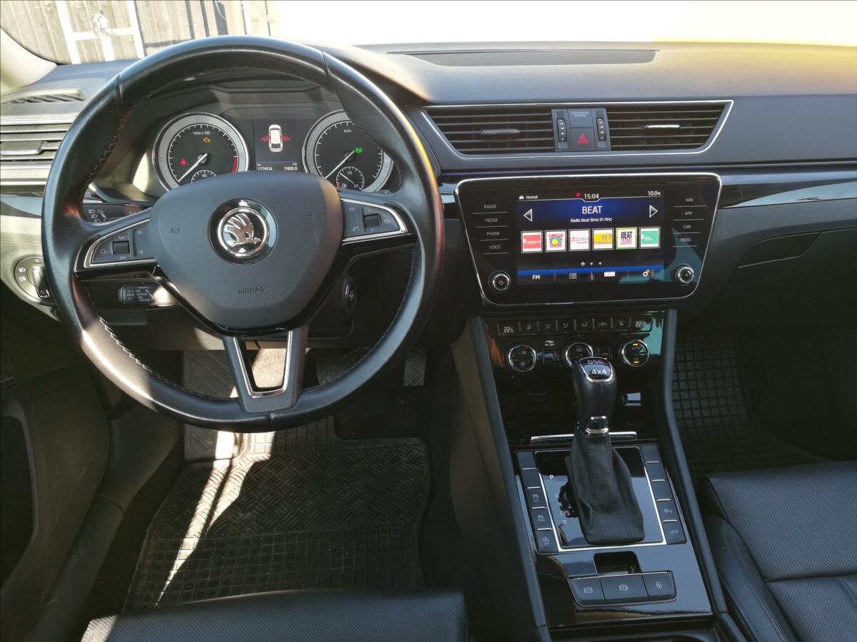 Škoda Superb Kombi 2,0 l 140 kw